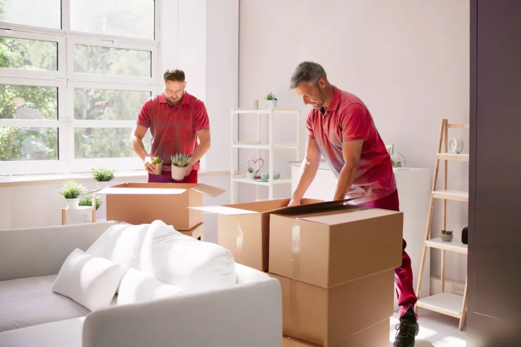 Home movers in Dubai Marina team